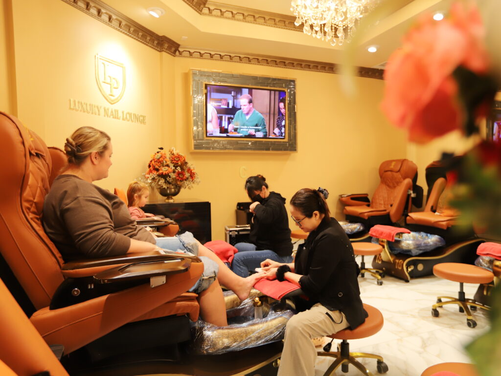 pedicure short nails​